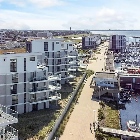 4 Star In 3 Διαμέρισμα