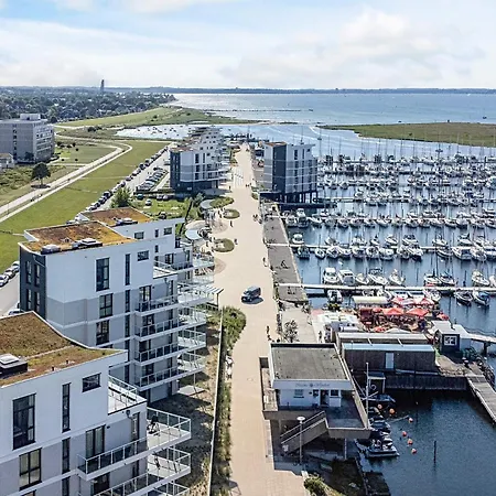 4 Star In 3 Διαμέρισμα *